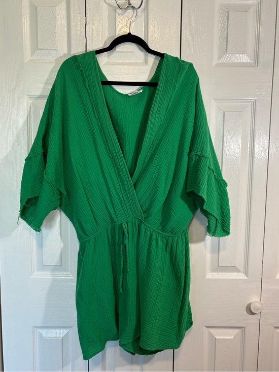 GeeGee Pants - Green V-Neck Romper